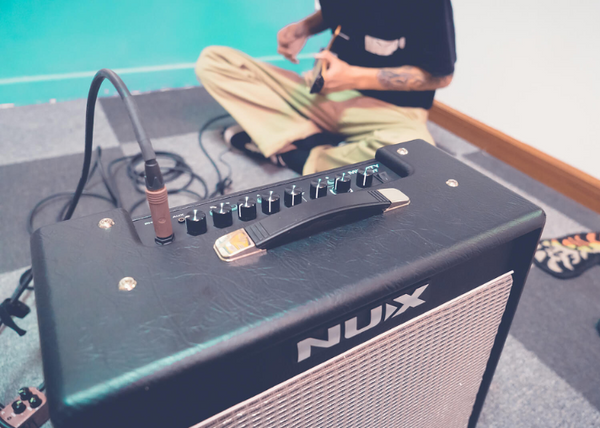 NUX Mighty 40BT|40瓦數位電吉他音箱|40 Watt Modeling Amplifier